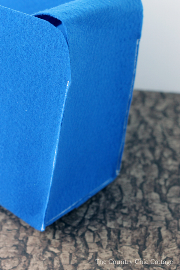 how to sew a covered felt storage box