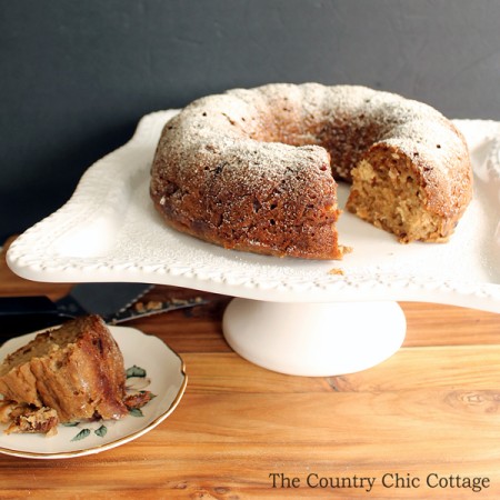 Make this applesauce banana cake recipe for a healthy dessert alternative!