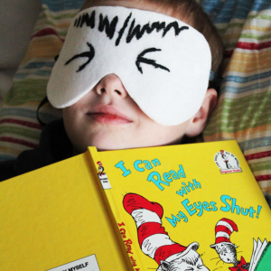 I Can Sleep With My Eyes Shut – Dr. Seuss Mask by 30 Minute Crafts