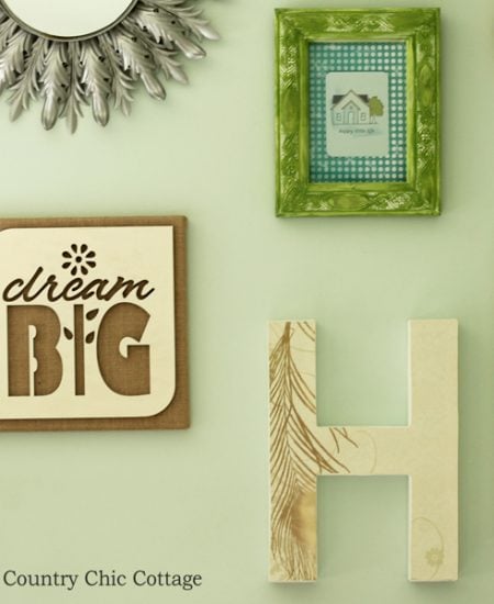 You can make this burlap wall art in just minutes! Uses a wood cutout and is perfect for tweens, teens, and even teachers!