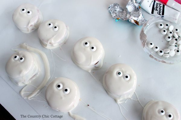 coated cookies with candy eyes for easter bunny cookies