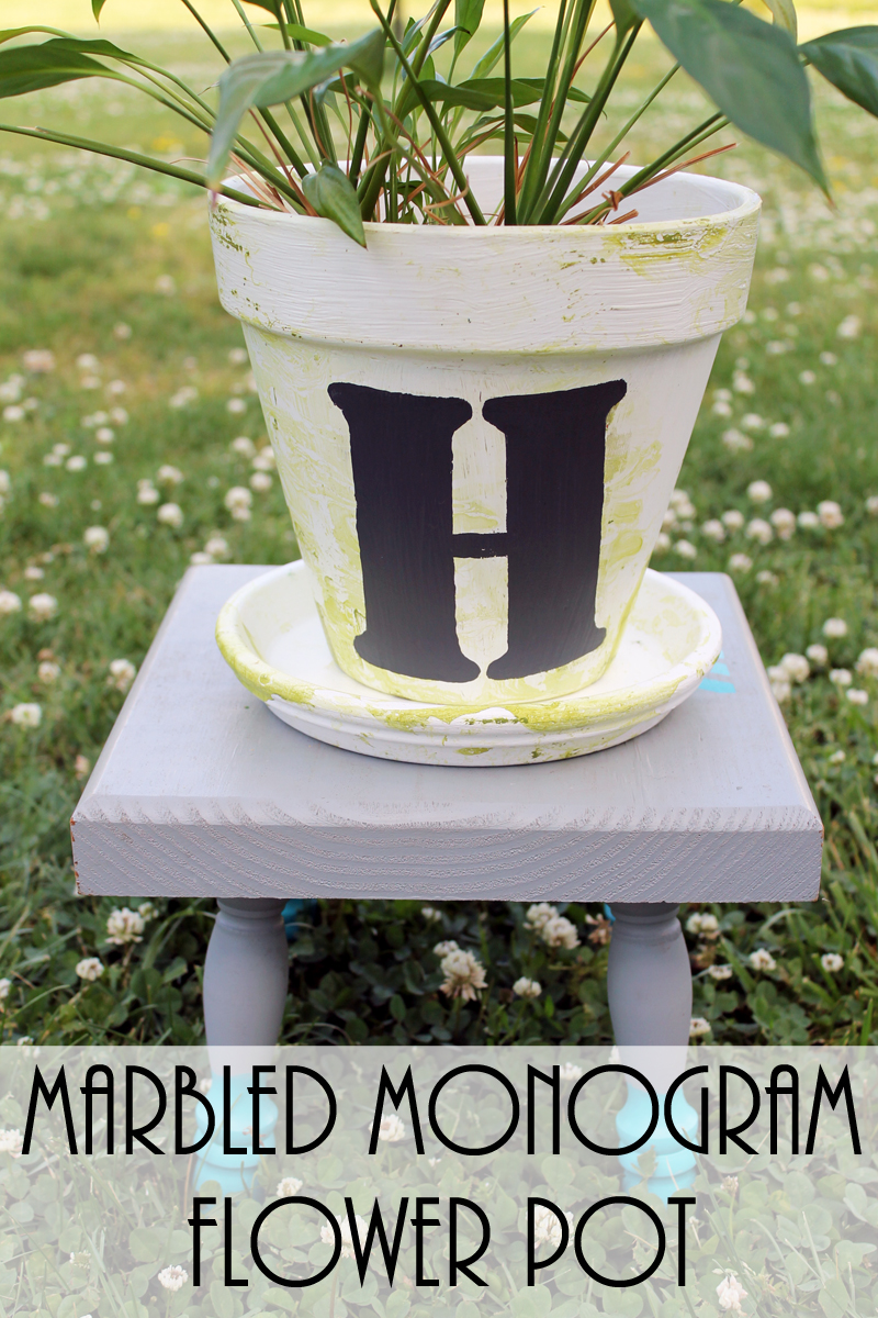 Make this marbled monogram flower pot for your home! A step by step tutorial on how to marble easily and add a painted monogram!