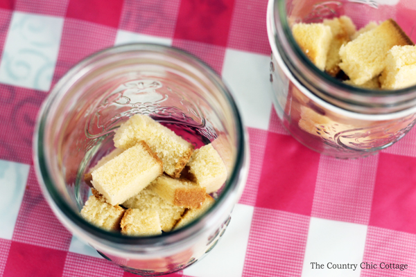 You will love this mixed fruit cobbler in a jar! A great recipe for fruit cobbler that is easy to make! Add on ice cream for a delectable treat!