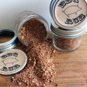 This Father's Day gift in a jar will be a hit with any dad! Grab the simple ingredients and mix up your own BBQ rub today!