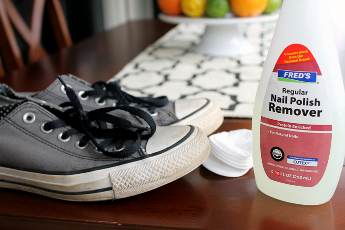 Learn how to clean the sides of shoes with one simple household ingredient! Why didn't I know this already??