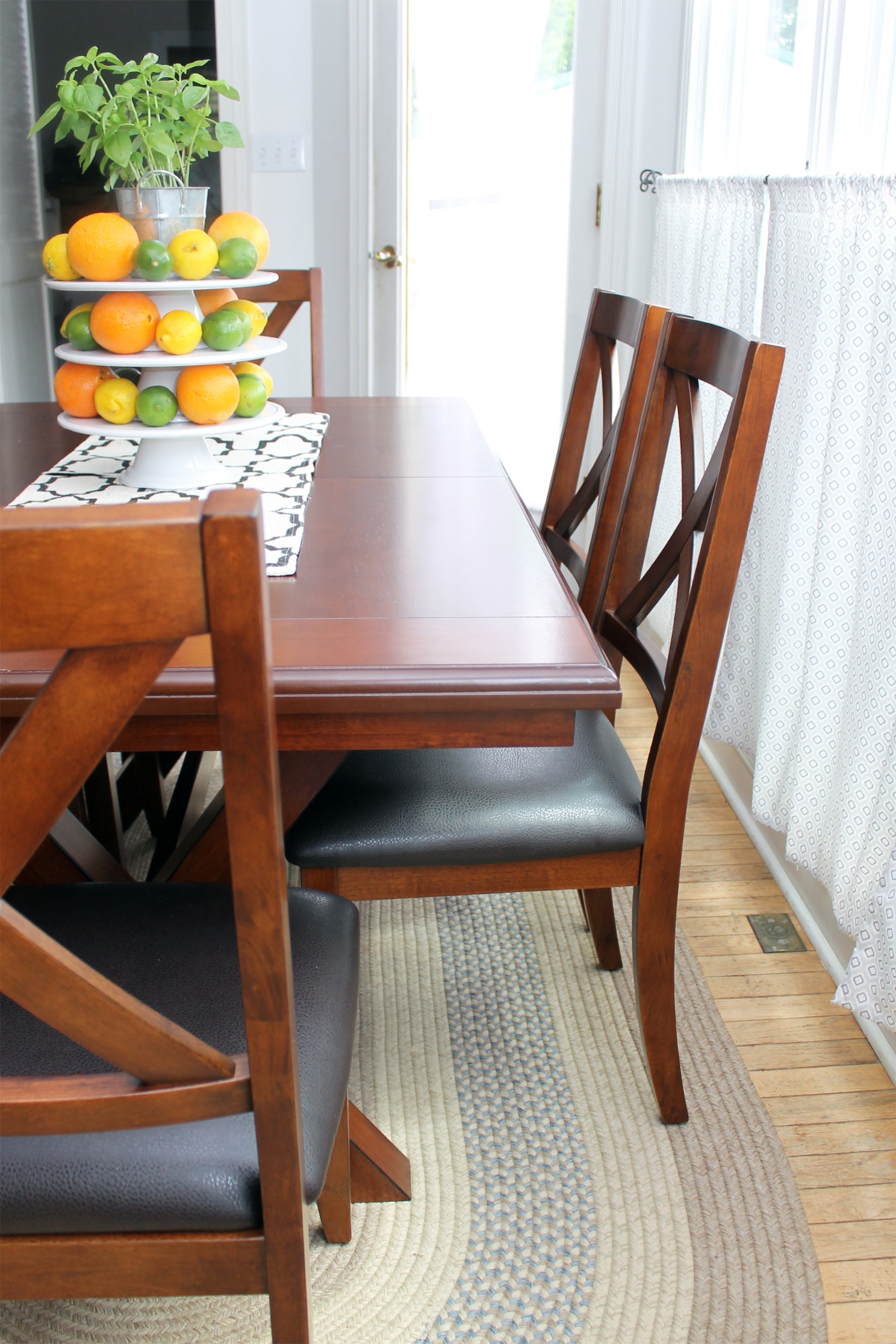 farmhouse style dining chairs