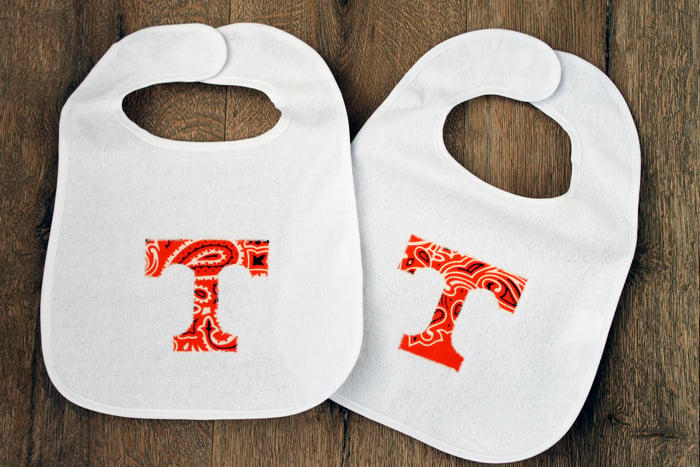 applique bib for your baby