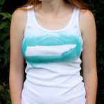 Easy airbrushed shirt - make an airbrushed shirt in just minutes with this quick and easy idea! Perfect for a kids crafts or even a scout group! Add your state to a shirt or any shape!