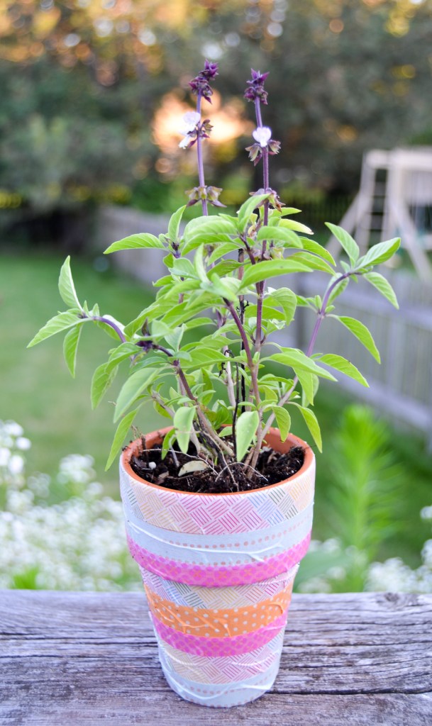 Make these great 15 minute scout crafts with your girl or boy scout troop!