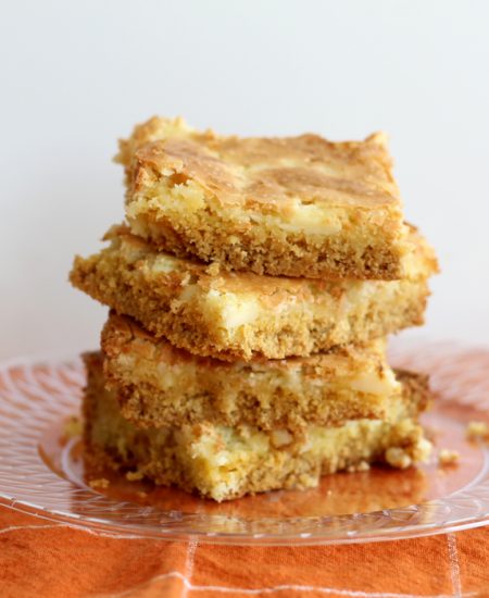 Make this chess squares recipe for your family! A delicious dessert that everyone will love!