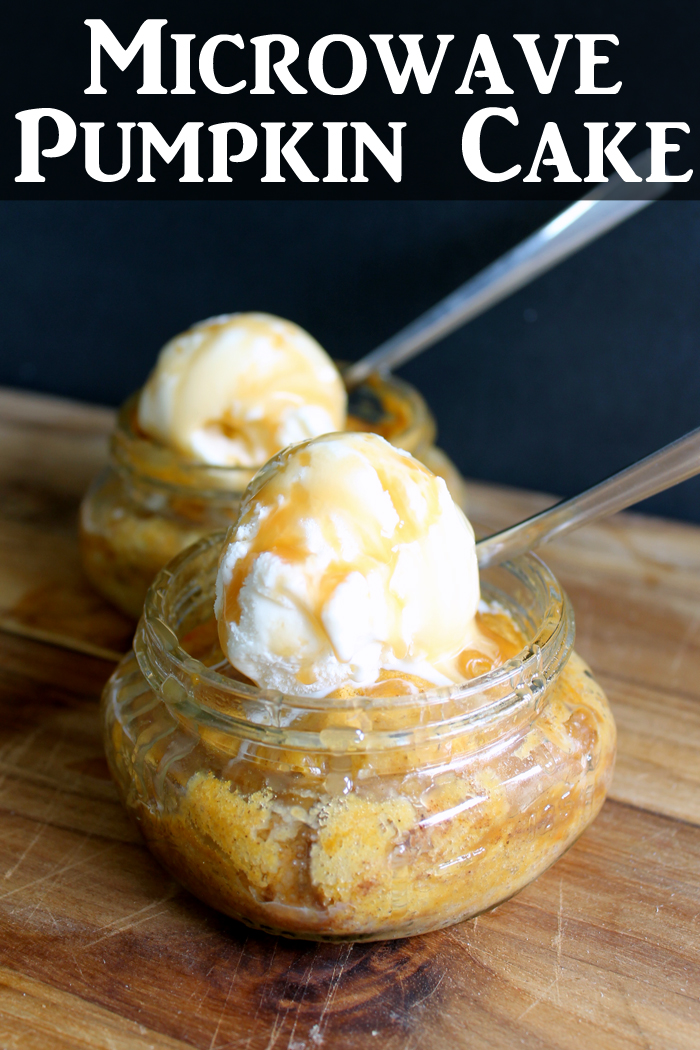 Make this microwave pumpkin cake in a jar in just minutes! Mix a few ingredients right in the jar and pop in the microwave for a few seconds for an individual cake that is delicious!