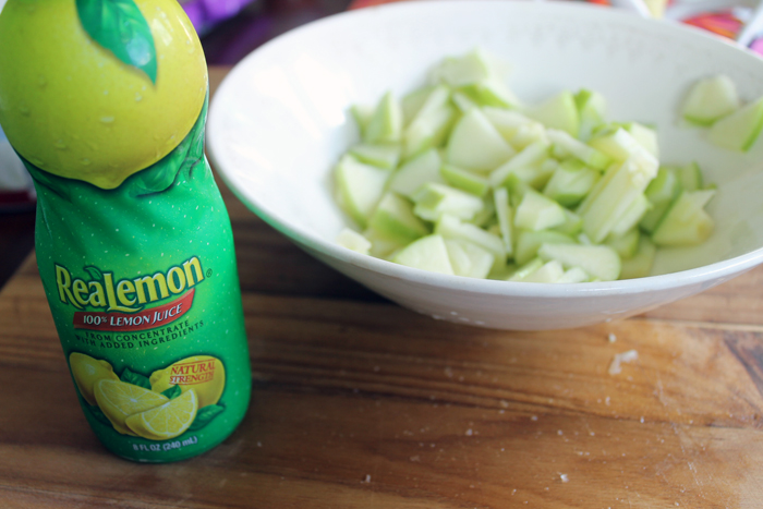 Make this caramel apple cookies recipe this fall! YUM!