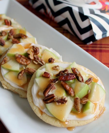 Make this caramel apple cookies recipe this fall! YUM!