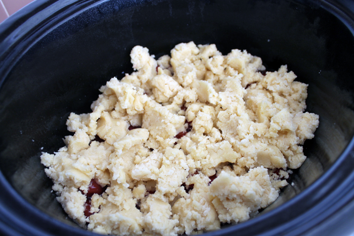 Crockpot cherry dump cake recipe in a slow cooker!