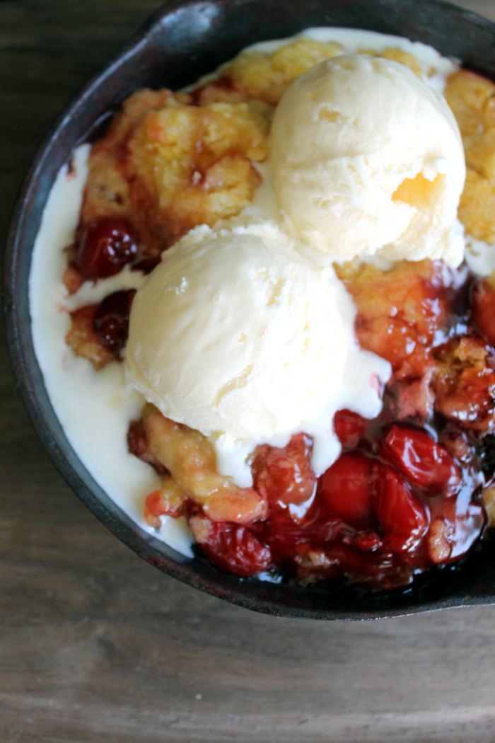 Crockpot cherry dump cake recipe in a slow cooker!