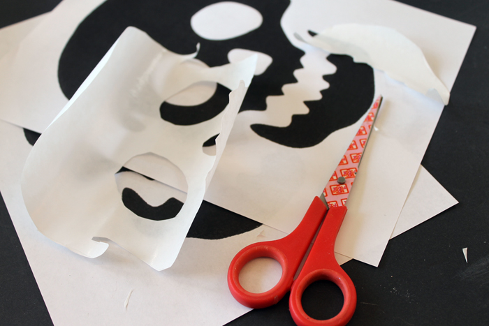 Easy skull air brush shirt for Halloween or anytime of the year! Easy to make and perfect for kids to make themselves!