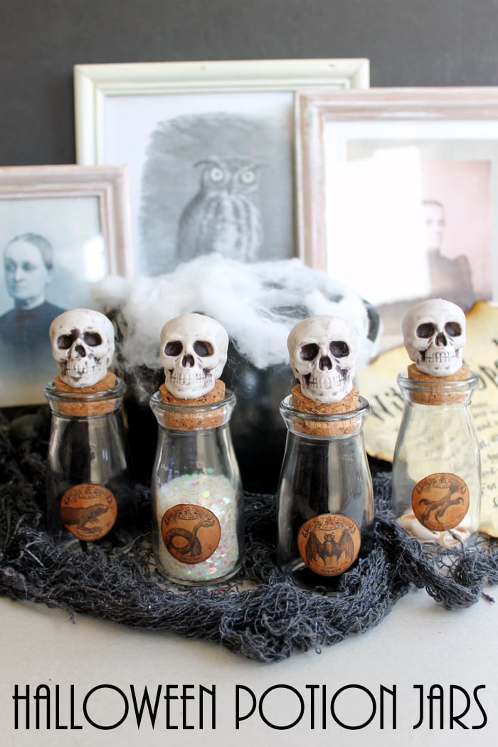 Make these Halloween potion jars in minutes! Free printable label as well!