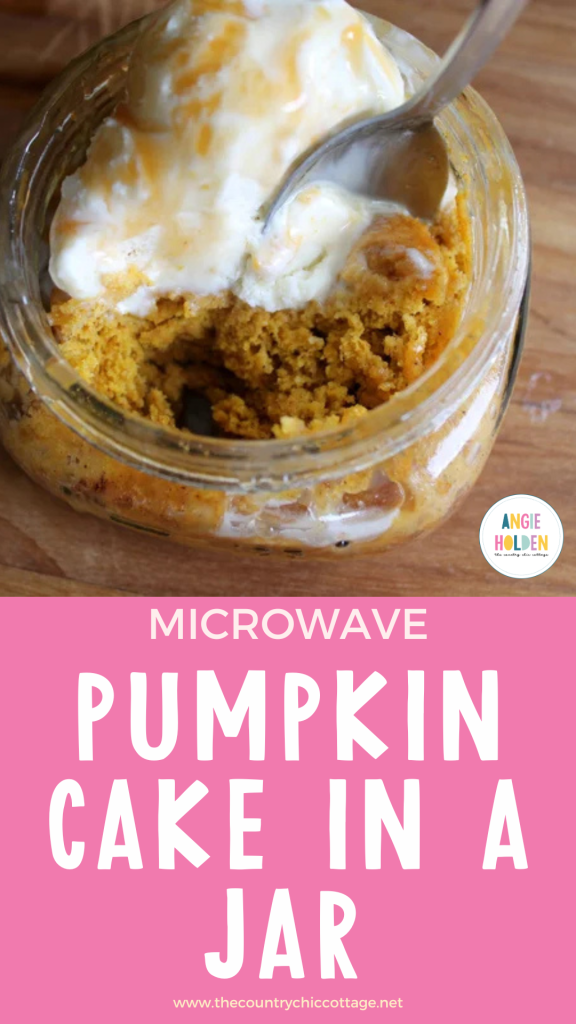 microwave pumpkin cake in a jar