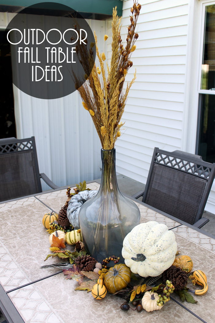 Outdoor Fall Table - everything you need to decorate your table!