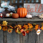 Make this pumpkin hoop fall banner for your fall mantel!