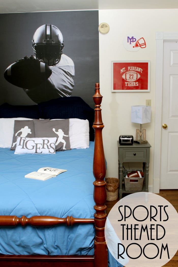 Sports Themed Room - make a big impact with small changes in any kids room!