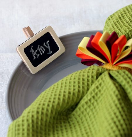 Give these Thanksgiving place card ideas a try for your fall party!