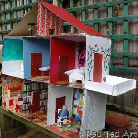 DIY Dolls House