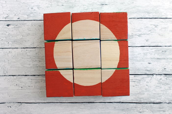 red blocks with circle
