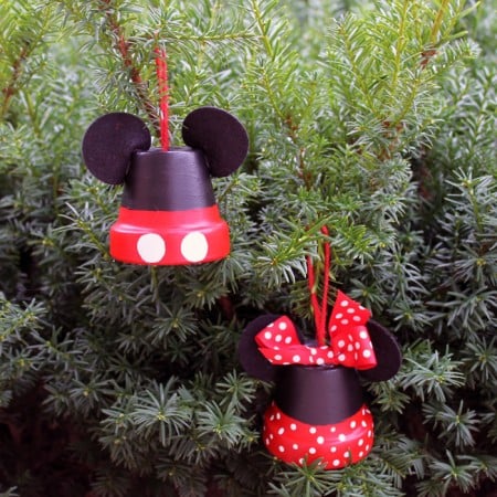 These Mickey and Minnie ornaments are perfect for your tree! Make your own Disney inspired ornaments for Christmas!