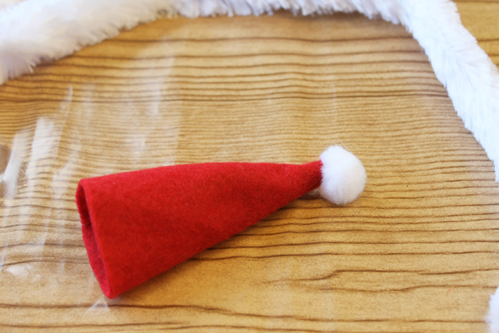 how to make a mini santa hat