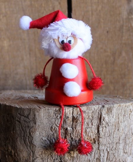 Make this terra cotta Santa for your home! Pots become Christmas decor!