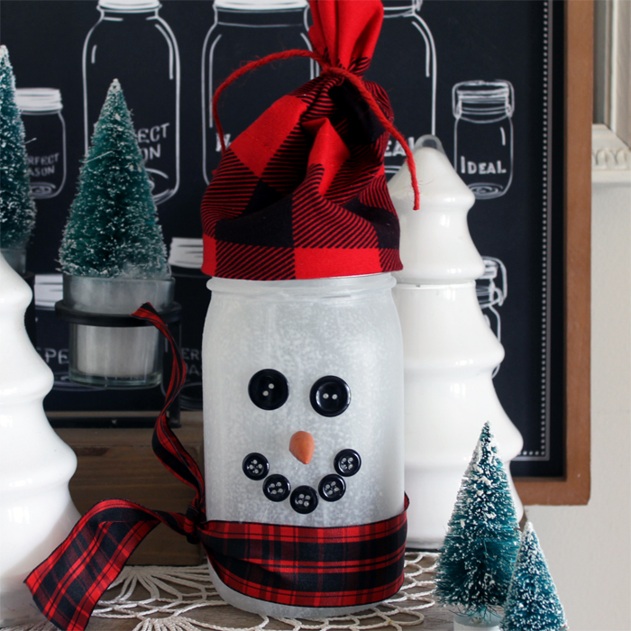 Mason Jar Snowman Luminary - Easy Winter Craft Idea
