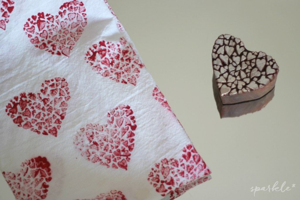 Great quick and easy Valentine's Day crafts that can be made in 15 minutes or less!