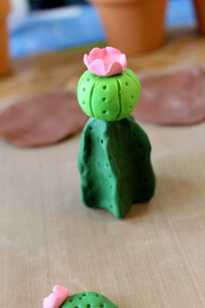 This DIY clay cactus is so easy that anyone can make it!