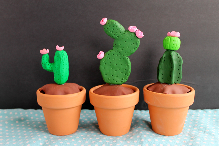 This DIY clay cactus is so easy that anyone can make it!