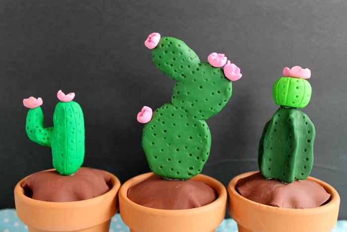 This DIY clay cactus is so easy that anyone can make it!