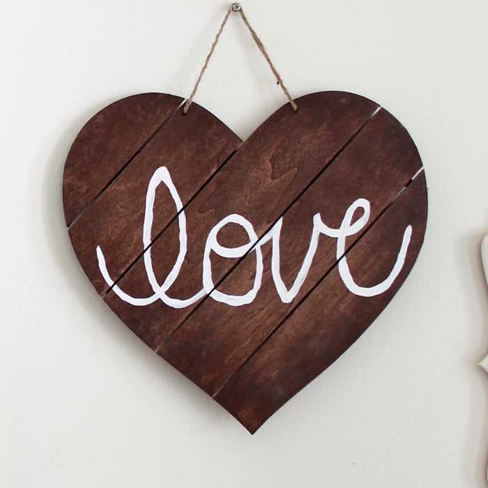 DIY Love Pallet Art - a quick and easy project for your home decor!