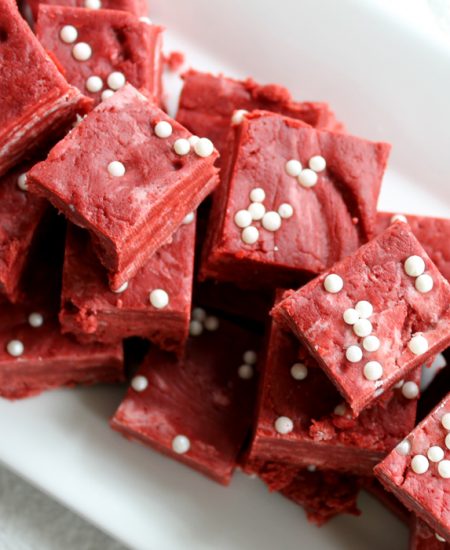 Red Velvet Fudge Recipe - perfect for Valentine's Day or Christmas!