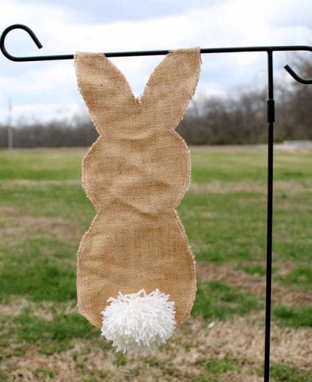 Make this burlap bunny flag for your garden in just a few minutes! The perfect addition to your spring and Easter outdoor decor!