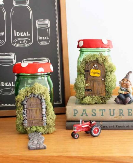 Make this fairy house mason jar craft! A fun spring craft idea for your home decor!