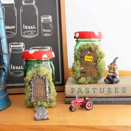 Make this fairy house mason jar craft! A fun spring craft idea for your home decor!
