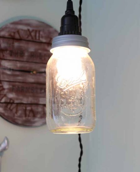How to make a mason jar light in just minutes! A super easy tutorial for a pendant light!