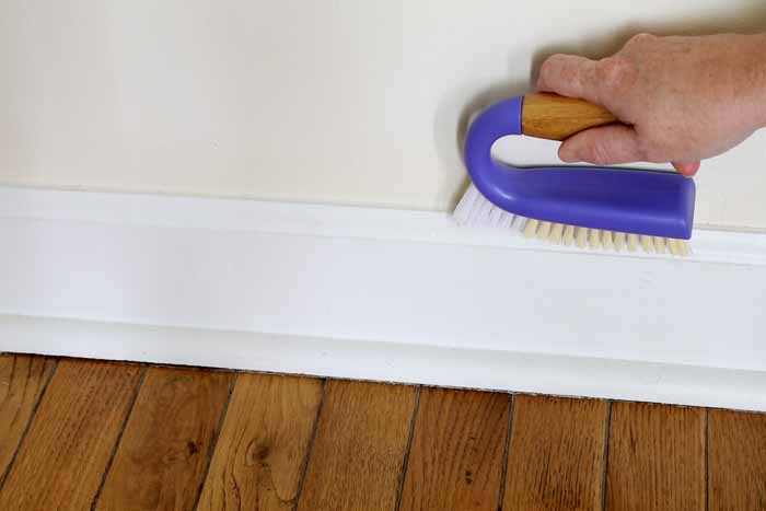 easy way to clean baseboards