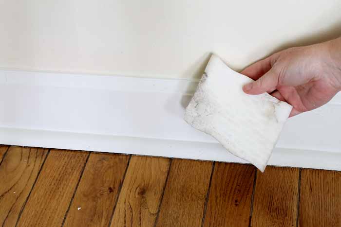 how to use a magic eraser on baseboards