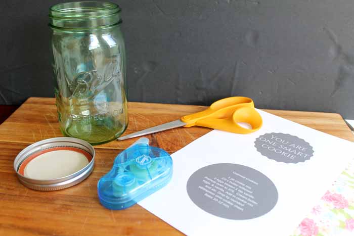 Make these oatmeal mason jar cookies for any occasion! Give the gift of cookies in a jar!