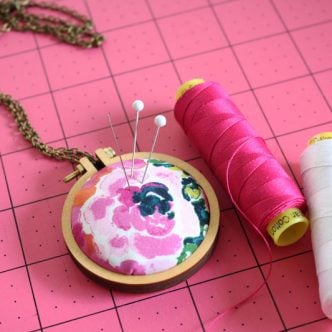 pincushion necklace