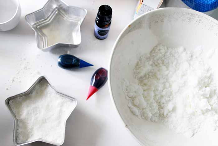 How to Make Bath Bombs in Any Shape - Angie Holden The Country Chic Cottage