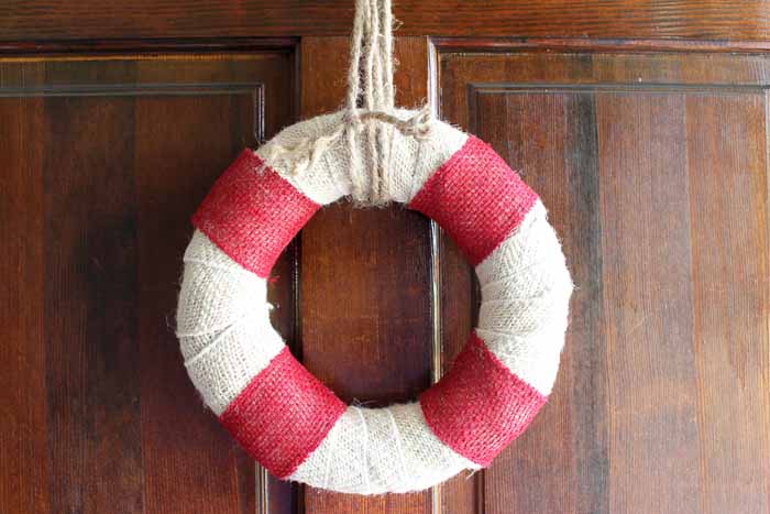 completed beach-themed burlap wreath