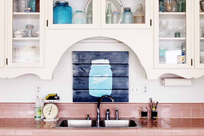 You will love these farmhouse kitchen ideas! Use them to inspire your own Fixer Upper style home!