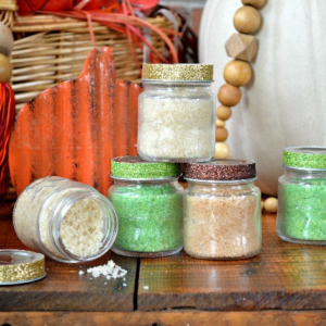 Fall Scented Bath Soaking Salts by Mad in Crafts